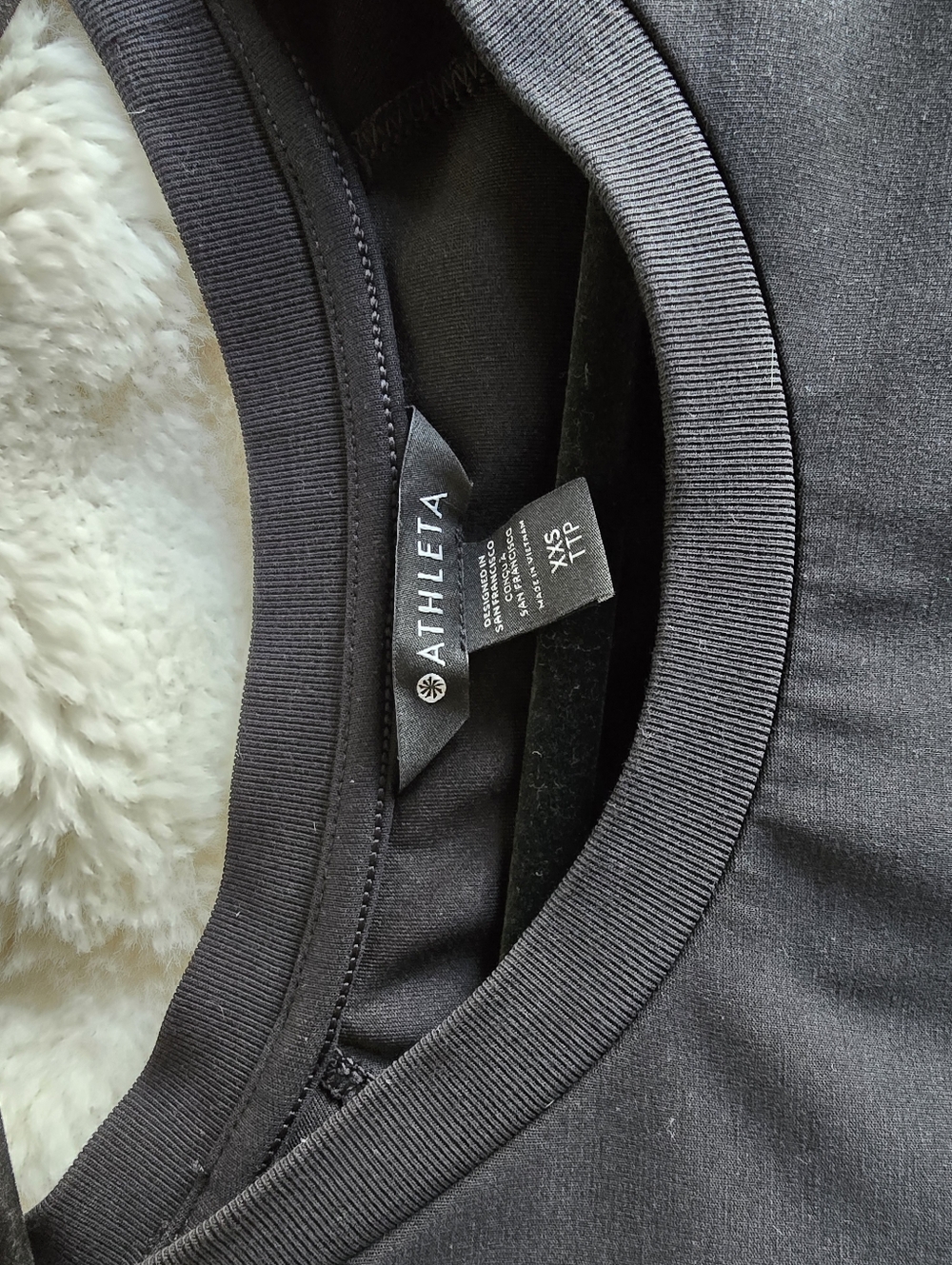 Athleta Black Seasoft Scoop Neck Sweatshirt - Picture 2 of 4